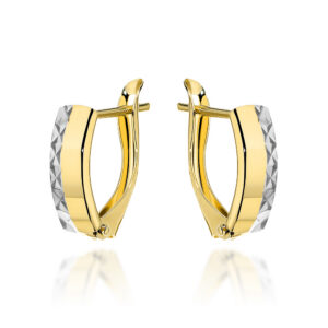 Kolczyki złote z diamentowaniem z boku na angielskim zapięciu