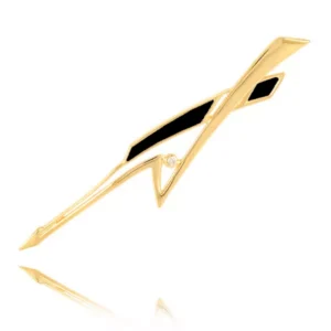 Elegancka broszka złota tworzona według indywidualnych preferencji.