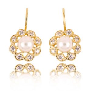 Uniwersalne kolczyki złote o eleganckim wykończeniu.