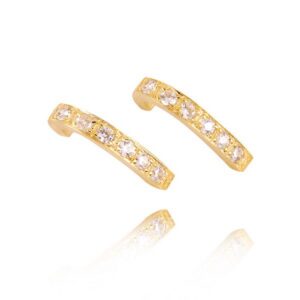 Klasyczne kolczyki ze złota z dekoracyjnym kamieniem.