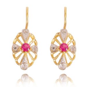 Ponadczasowa biżuteria o luksusowym charakterze.