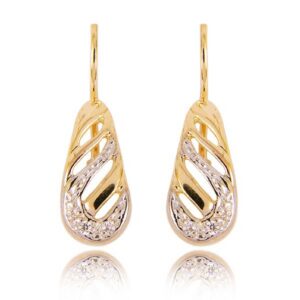 Subtelne kolczyki stworzone z myślą o komforcie noszenia.