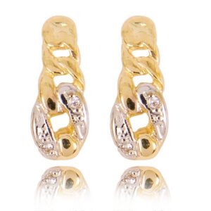 Uniwersalne kolczyki złote o eleganckim wykończeniu.