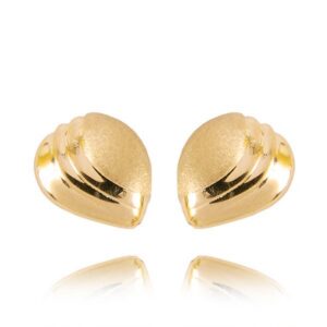 Uniwersalne kolczyki złote o eleganckim wykończeniu.
