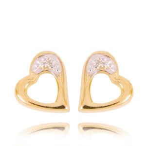 Delikatne kolczyki idealne do codziennej i wieczorowej stylizacji.