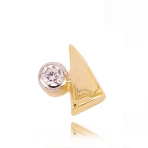 Złote kolczyki łączące elegancję i nowoczesny design.