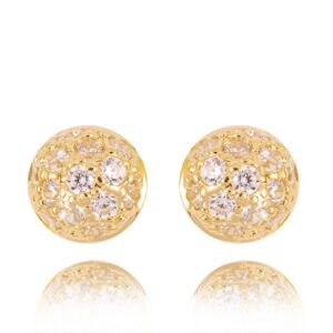 Złote kolczyki o klasycznej i ponadczasowej formie.