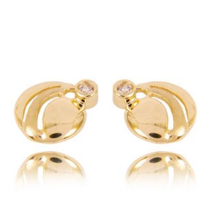 Kobieca biżuteria podkreślająca naturalny blask kamieni.