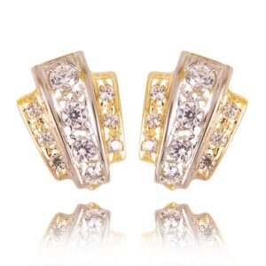 Delikatne kolczyki idealne do codziennej i wieczorowej stylizacji.