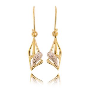 Uniwersalne kolczyki złote o eleganckim wykończeniu.