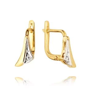 Delikatne kolczyki idealne do codziennej i wieczorowej stylizacji.