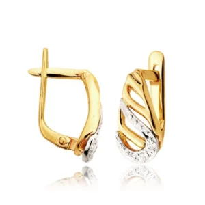 Złote kolczyki łączące elegancję i nowoczesny design.