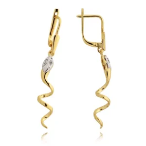 Subtelne kolczyki stworzone z myślą o komforcie noszenia.