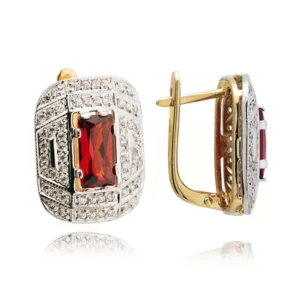 Kobieca biżuteria podkreślająca naturalny blask kamieni.