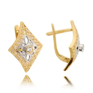 Uniwersalne kolczyki złote o eleganckim wykończeniu.