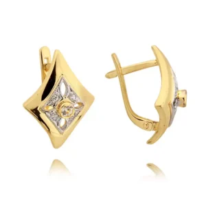 Stylowe kolczyki wykonane z wysokiej jakości złota.