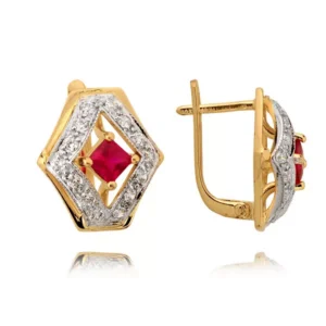 Kobieca biżuteria podkreślająca naturalny blask kamieni.