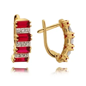 Uniwersalne kolczyki złote o eleganckim wykończeniu.