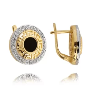 Złote kolczyki łączące elegancję i nowoczesny design.