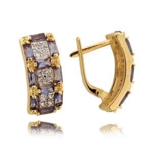 Subtelne kolczyki stworzone z myślą o komforcie noszenia.