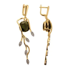 Delikatne kolczyki idealne do codziennej i wieczorowej stylizacji.