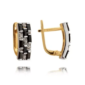 Stylowe kolczyki wykonane z wysokiej jakości złota.