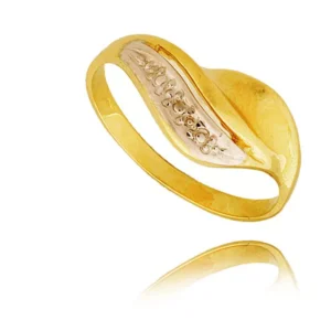 Złoty pierścionek stworzony z myślą o codziennym komforcie.