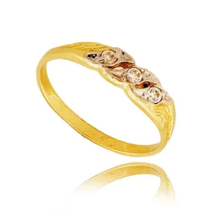 Klasyczny pierścionek idealny na każdą okazję.