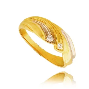 Pierścionek ze złota łączący klasykę z nowoczesnością.