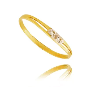 Stylowy pierścionek o eleganckiej i kobiecej formie.