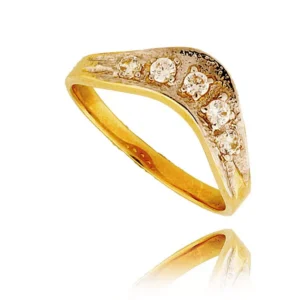 Delikatny pierścionek wykonany z wysokiej jakości złota.