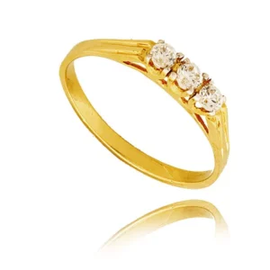 Elegancki pierścionek będący doskonałym dodatkiem do stylizacji.