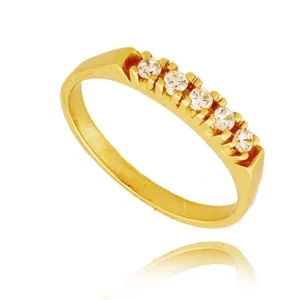 Ponadczasowy pierścionek o luksusowym wyglądzie.