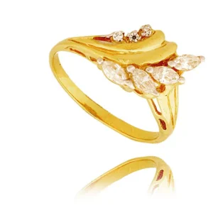 Stylowy pierścionek o eleganckiej i kobiecej formie.