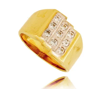 Delikatny pierścionek wykonany z wysokiej jakości złota.