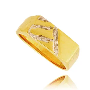 Złoty pierścionek stworzony z myślą o codziennym komforcie.