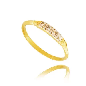 Elegancki pierścionek ze złota o ponadczasowym charakterze.