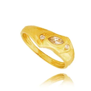 Elegancki pierścionek będący doskonałym dodatkiem do stylizacji.