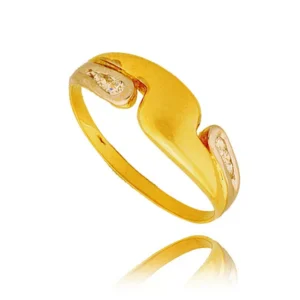 Delikatny pierścionek wykonany z wysokiej jakości złota.