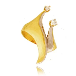 Ponadczasowy pierścionek o luksusowym wyglądzie.