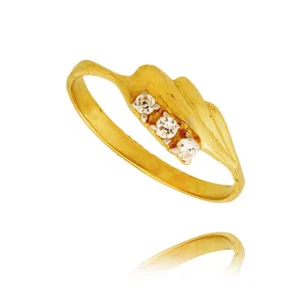 Złoty pierścionek stworzony z myślą o codziennym komforcie.