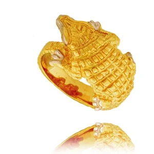 Delikatny pierścionek wykonany z wysokiej jakości złota.