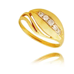 Ponadczasowy pierścionek o luksusowym wyglądzie.