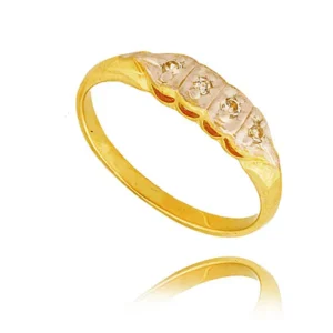 Złoty pierścionek stworzony z myślą o codziennym komforcie.