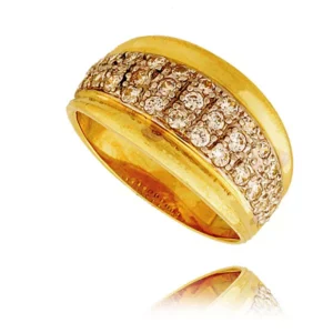 Delikatny pierścionek wykonany z wysokiej jakości złota.