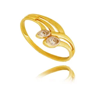 Elegancki pierścionek będący doskonałym dodatkiem do stylizacji.