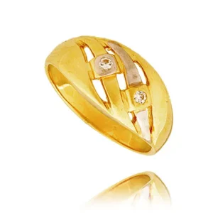 Delikatny pierścionek wykonany z wysokiej jakości złota.