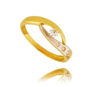 Biżuteria o wyjątkowym połysku i starannym wykończeniu.