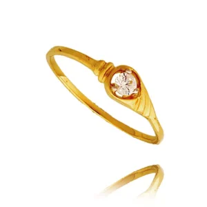 Złoty pierścionek stworzony z myślą o codziennym komforcie.