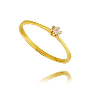 Stylowy pierścionek o eleganckiej i kobiecej formie.